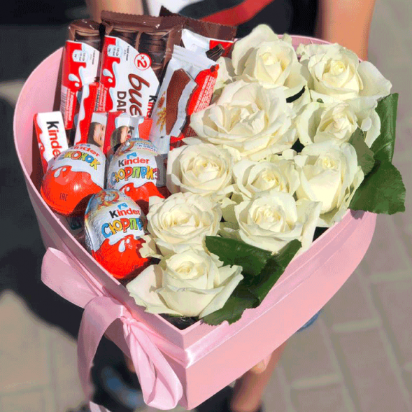 &quot;Розы &amp; Kinder&quot; с любовью в Бахчисарае