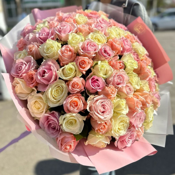 101 Роза радужный микс  в Бахчисарае