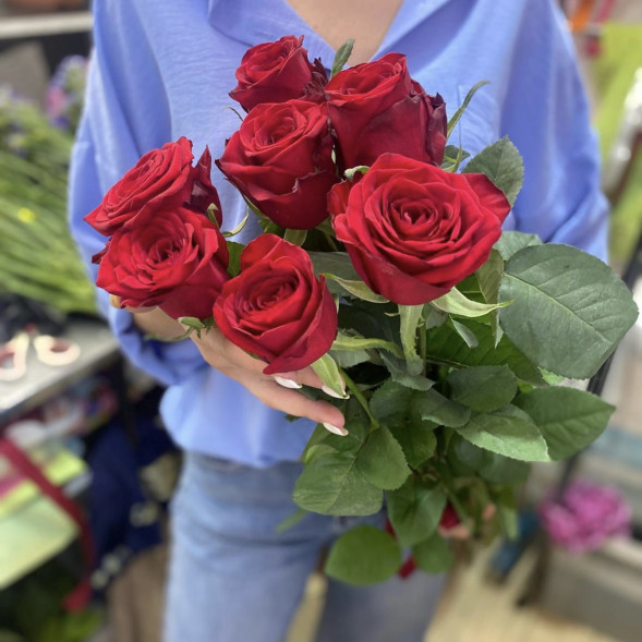 Букет 7 красных роз в Бахчисарае