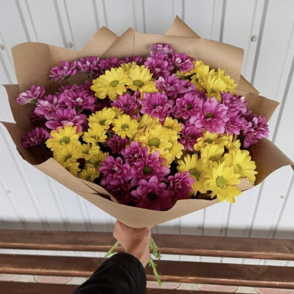 Букет 9 хризантем в Бахчисарае