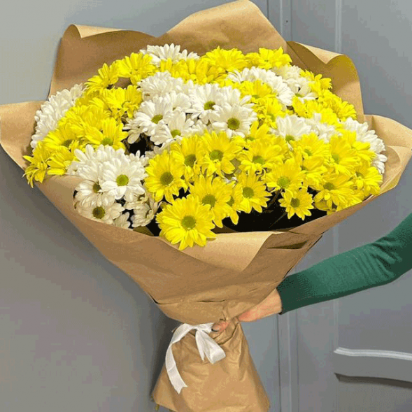 Букет 11 хризантем в Бахчисарае