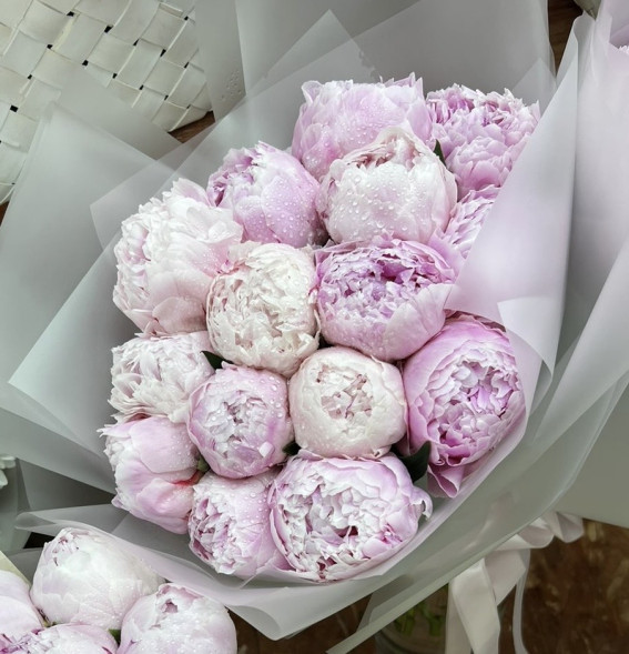 15 пионов Сара Бернар в Бахчисарае